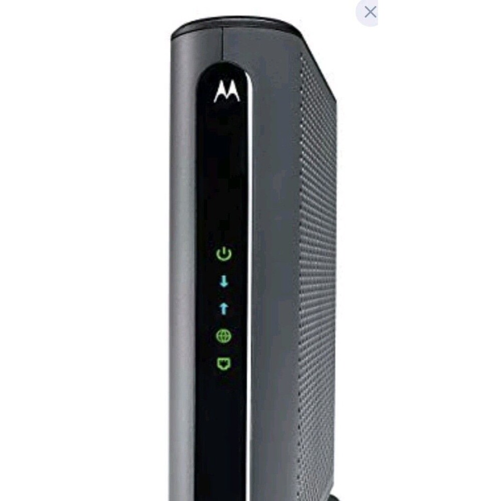 Motorola MB7621 1802 V1.0 Modem 1000 MBPS 24x8 Cable New In Box